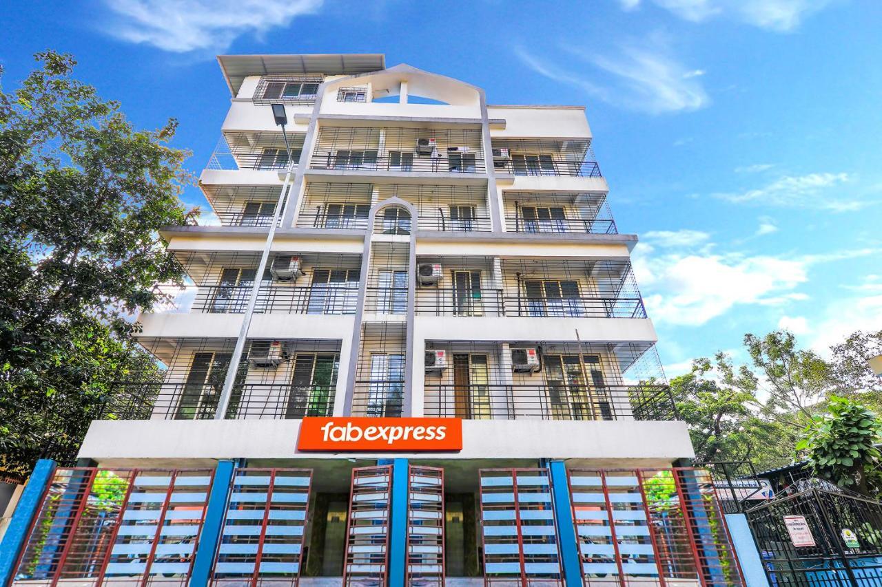 Fabexpress Nalanda Service Apartment Mumbai Exterior photo
